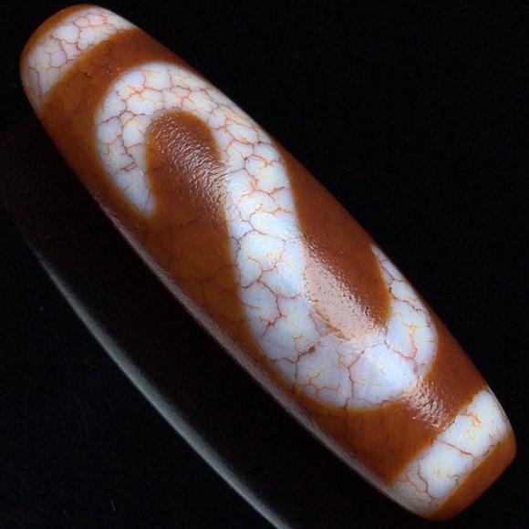 北京唐潮拍卖有限公司尼泊尔至纯包浆血丝【金钱铭天珠】