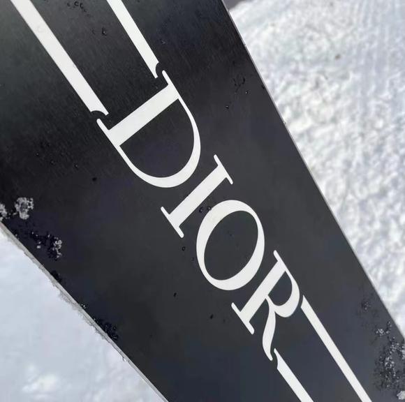 华艺国际dior 滑雪单板 l码