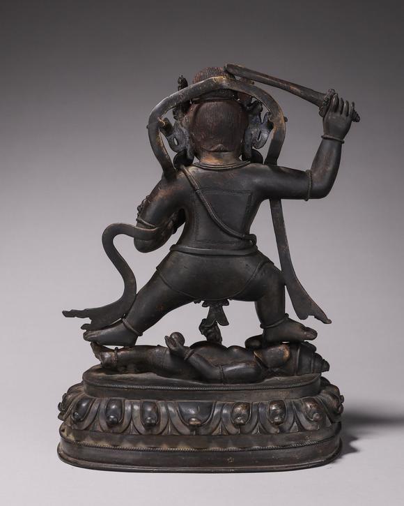 kantrui auction藏传不动明王像