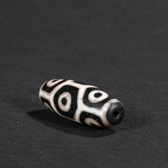 唐物九眼至尊至纯天珠