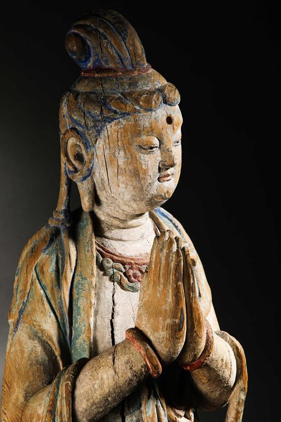 明代木制观音像