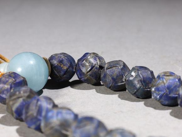 晚清青金石纽扣结十八子手持