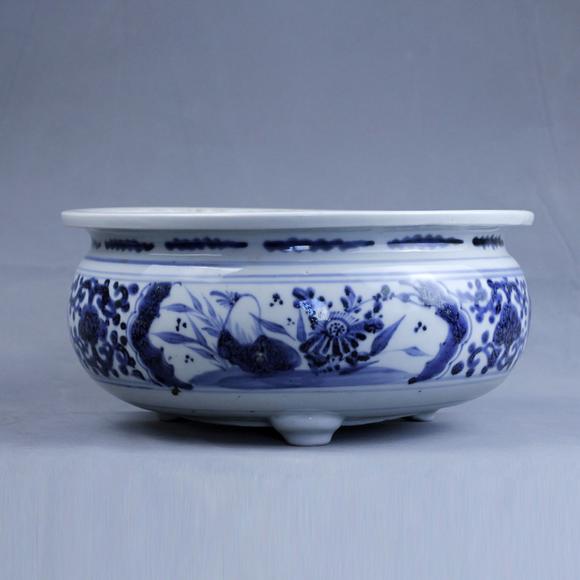 请早期德化窑青花大香炉