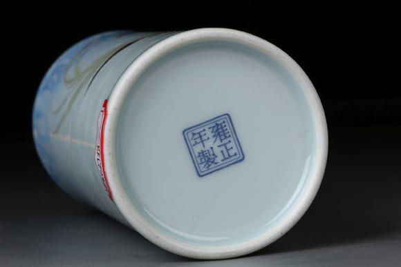 清雍正珐琅彩笔筒famillerosebirdsbrushpot