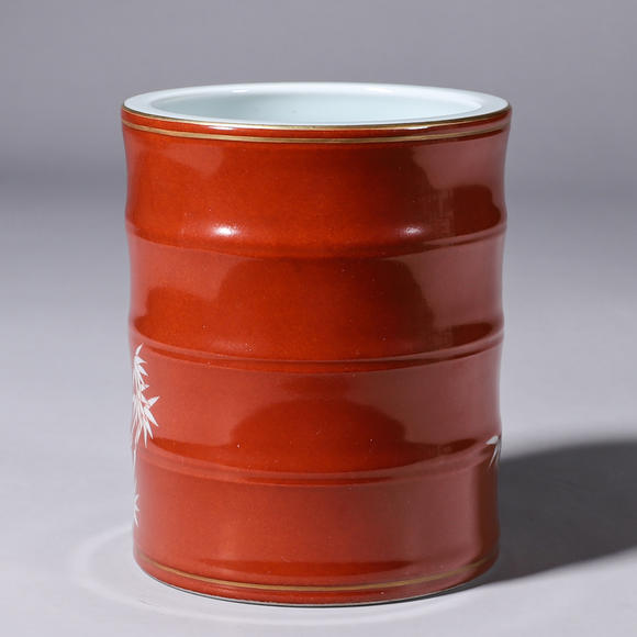 红釉竹节纹笔筒