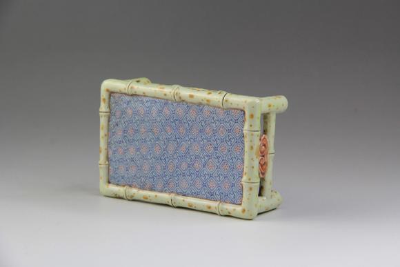 大清雍正年制竹节仿生瓷文房墨床achinesebamboojointpattern