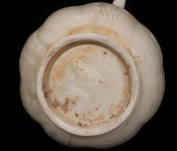 宋代定窑白瓷套壶