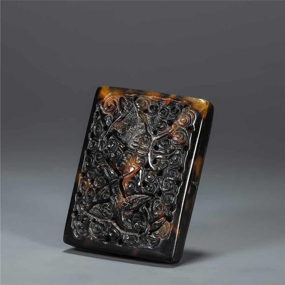 hawksbillhangingornamentfromqing清代玳瑁挂件