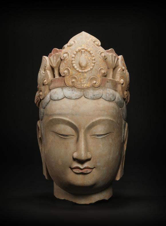 stonecarvedcoloredbuddhaheadfromnorthernqi北齐石雕彩绘佛头