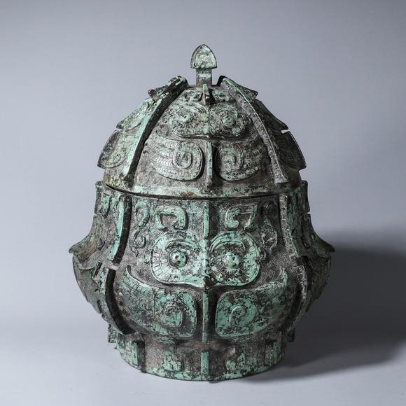 abirdpatternedbronzezun鸱鸮纹青铜尊