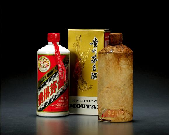 80年代中期贵州茅台酒特供五星黑酱大飞天