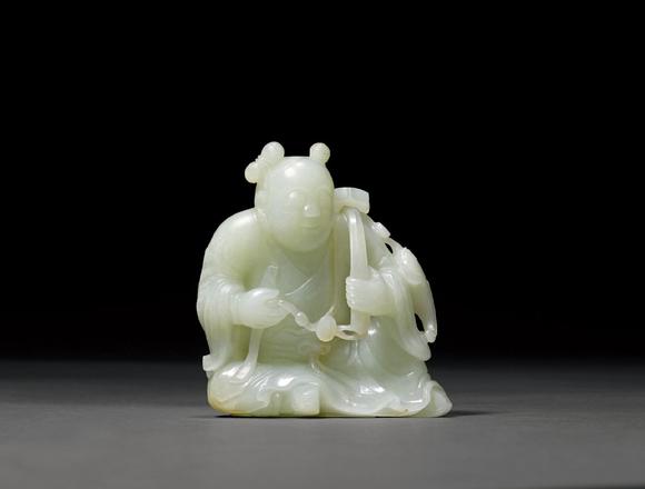 清乾隆青白玉雕如意有余童子